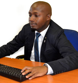 无限循环呼叫短信软件